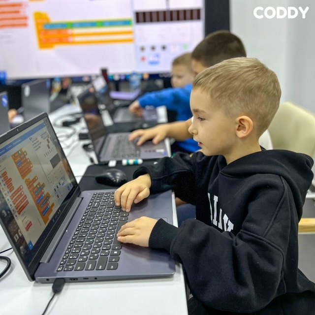 🎓ШКОЛА ПРОГРАММИРОВАНИЯ И ДИЗАЙНА ДЛЯ ДЕТЕЙ CODDY ПРИГЛ...