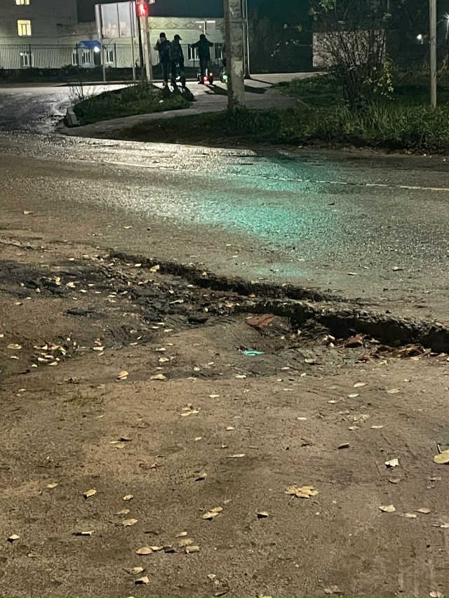 Когда у детей уже заберут электро самокаты,потом же жа?...