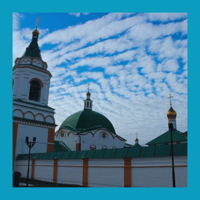 Монастыри вместо отелей, Сортавала вместо Сочи
В Росс?...