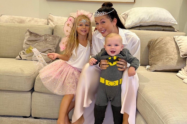 Дeти Нюши и Игоря Сивова послe развода остались жить с о...