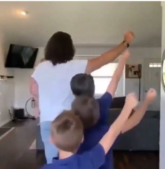 Надежда не умирает ?
Как думаете: кто будет 7-м: девочк?...