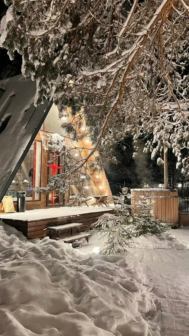 Ищу обалденную девочку вместе встретить 2026 год. Прикол...