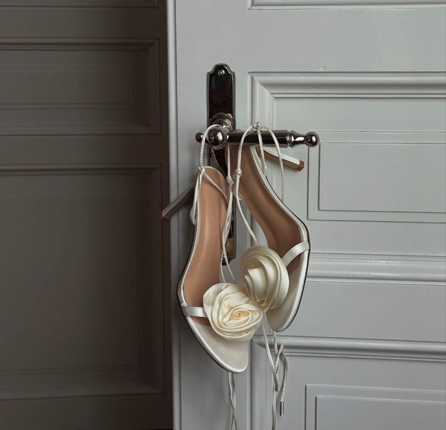 Девочки, делитесь своей свадебной обувью
Анонимно 🙌??...