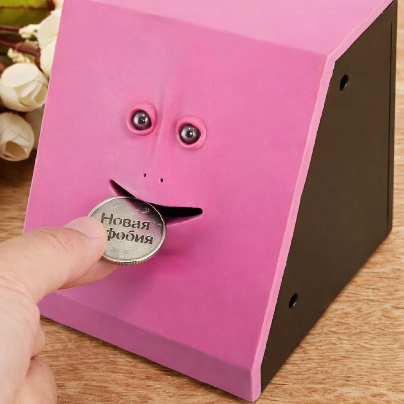 Ребенка насмерть завалило снегом в Москве.
Глыба снега упала на ребенка. Медики не могли пройти и о