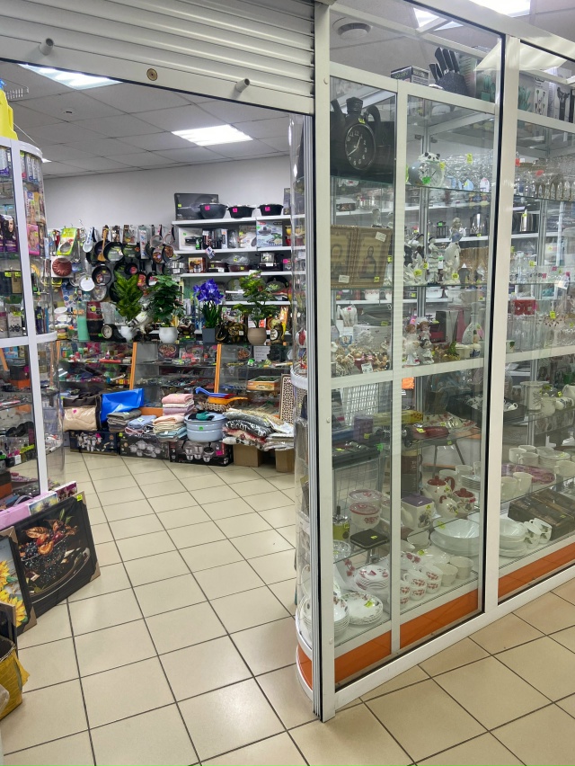 Продаётся готовое торговое место или торговое оборудо...