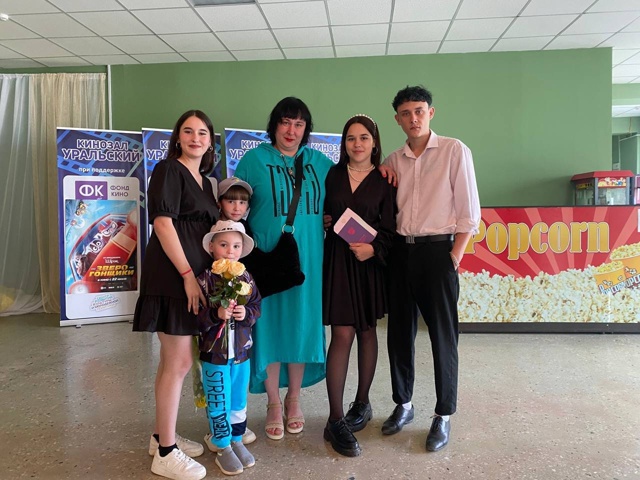 с днем рождения любимую мамуличку❤️