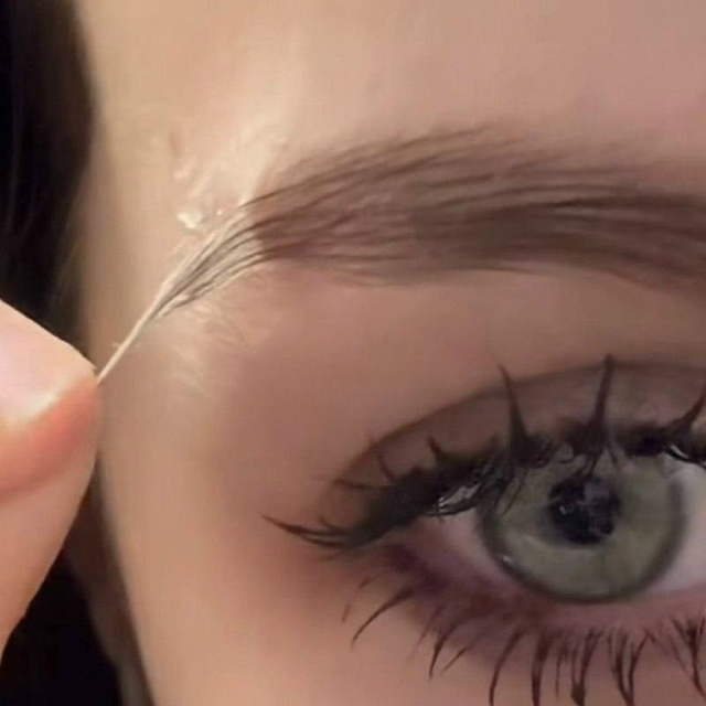 ‼️Россиянки массово ОСТАЮТСЯ БЕЗ БРОВЕЙ! Девушки жал?...