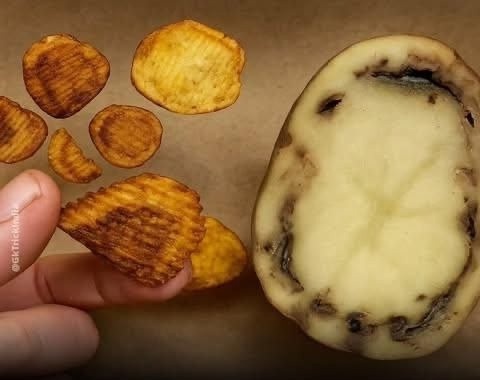 Некоторые чипсы, похожие на подгоревшие, могут быть за?...