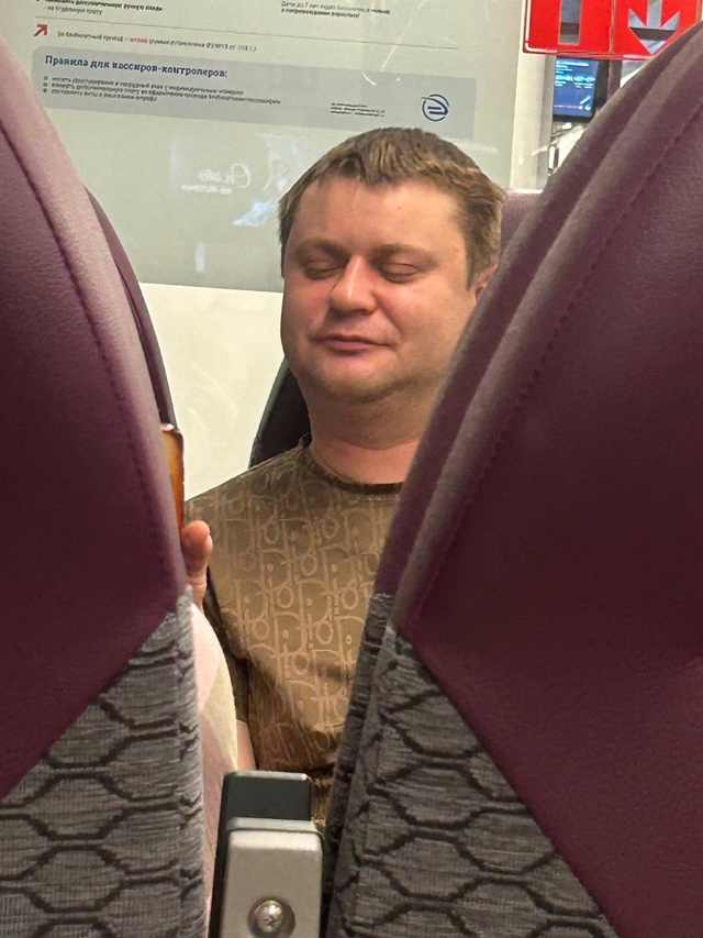 с электрозаводской до выхино, данный тип ехал и в наглу...