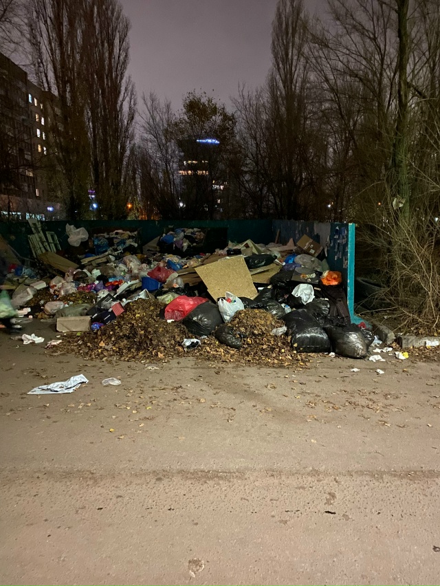 По адресу 25 января д. 4 недалеко от железнодорожного за?...