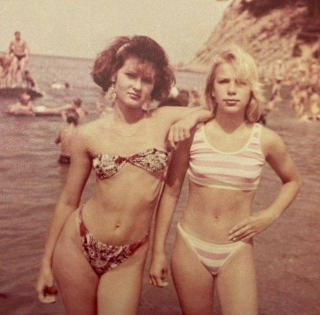 Красавицы из 90-х
Вот где было все натуральное