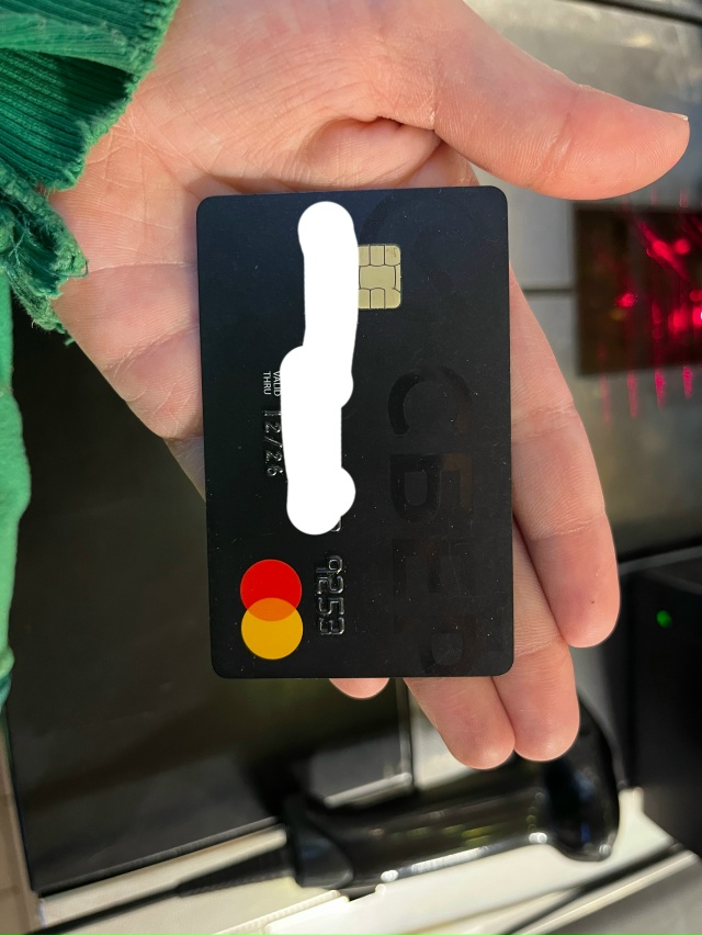 Чья?
Подойти в пятерочку на Герцена 5А.