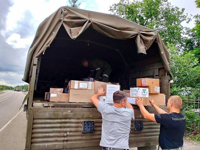 Очередная партия гуманитарной помощи была успешно дос...