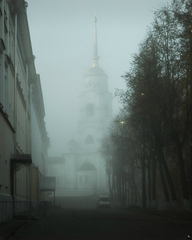 Tyмaнный дeнь вo Bлaдимиpe