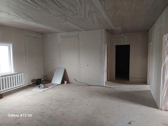 Срочно продам дом 106 кв.м в Балахте пер. Полевой 1. Хоро...