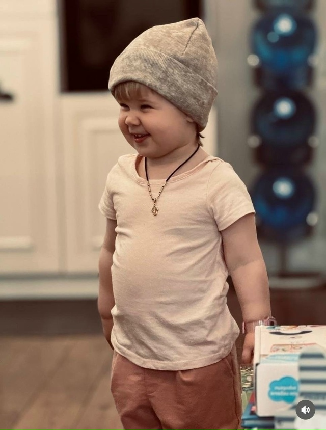 Исполнительница популярного хита «Матушка-земля» Тат?...