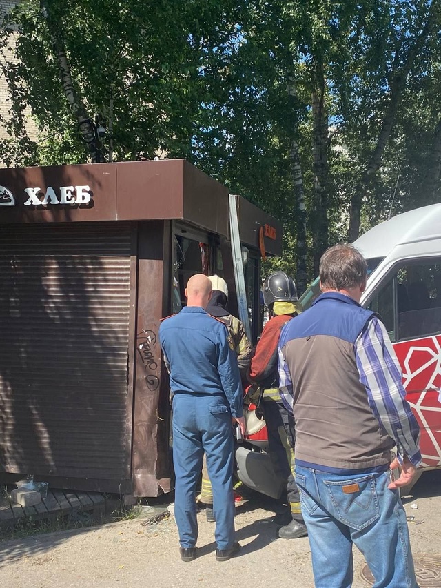 В Закамске ❗❗
🔊На перекрестке Маршала Рыбалко - Сысо...