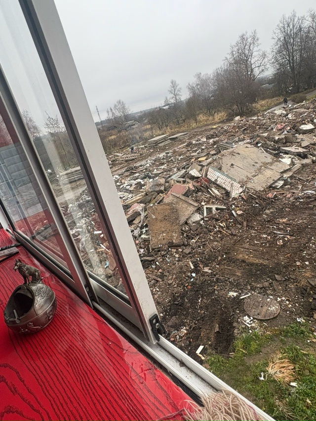 Уважаемая администрация,примите меры,сколько можно по...