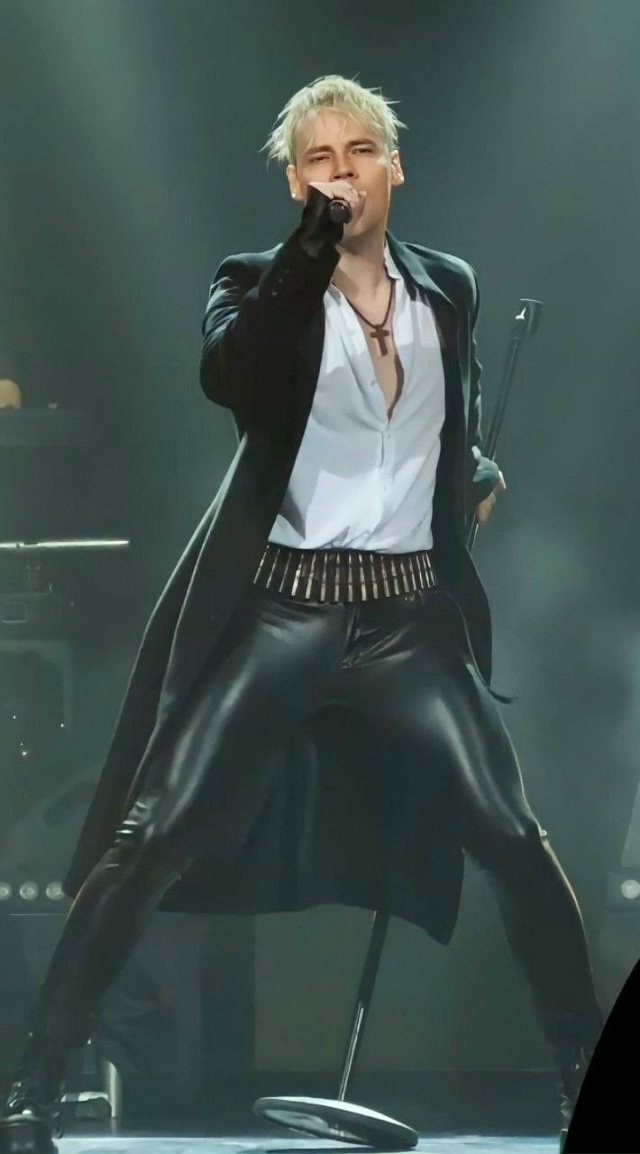 😡 В соседнем Белгороде жители возмущены концертом Ша?...