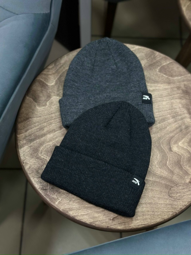 erid: 2VtzquZYBqx
Большой выбор головных уборов 🖤
Магазин «MIX...