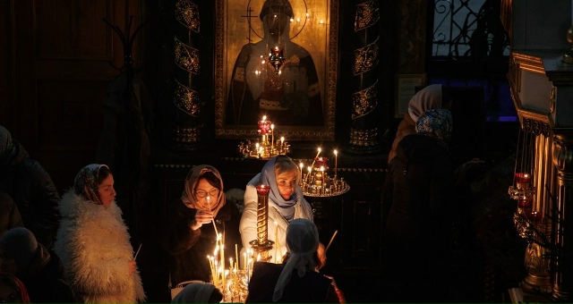 ⛪ Священников прикрепили к женским консультациям в Са...