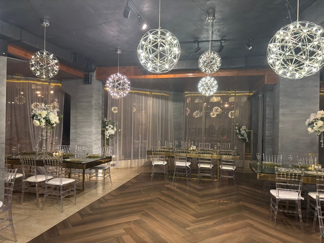 Здравствуйте, мы планируем свадьбу в 2026 г. Мы выбрали з?...