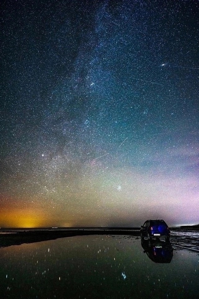 Осенняя ночь на Рыбинском водохранилище ✨ 📷 Алексей...