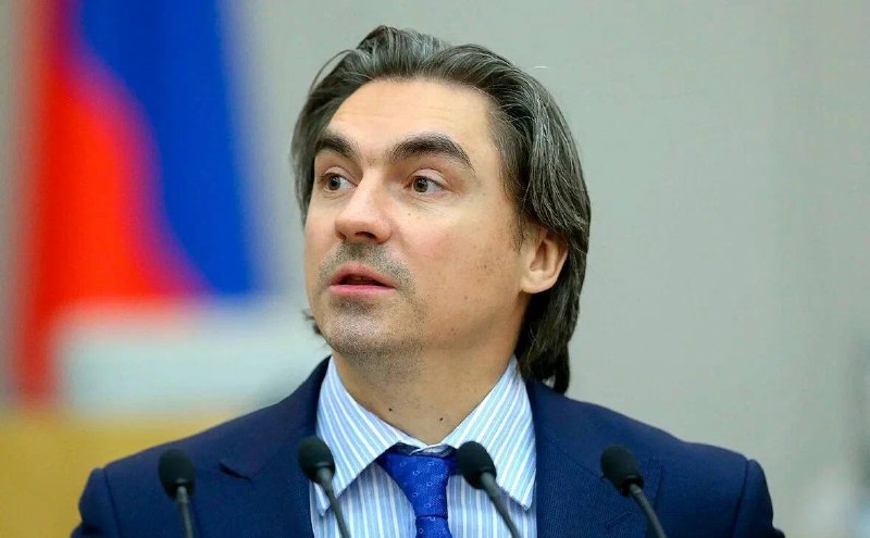 💁‍♂️Депутата Свинцова исключили из ЛДПР за-за его комментариев про Telegram
Председатель партии Слу