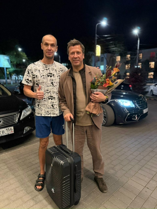 Димон передает Всему Оренбуржью и Группе Подслушано Б?...