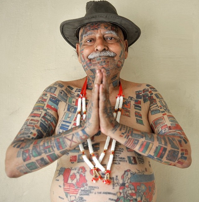 Индиец Хар Паркаш Риши, называющий себя Гиннесс Риши, у...