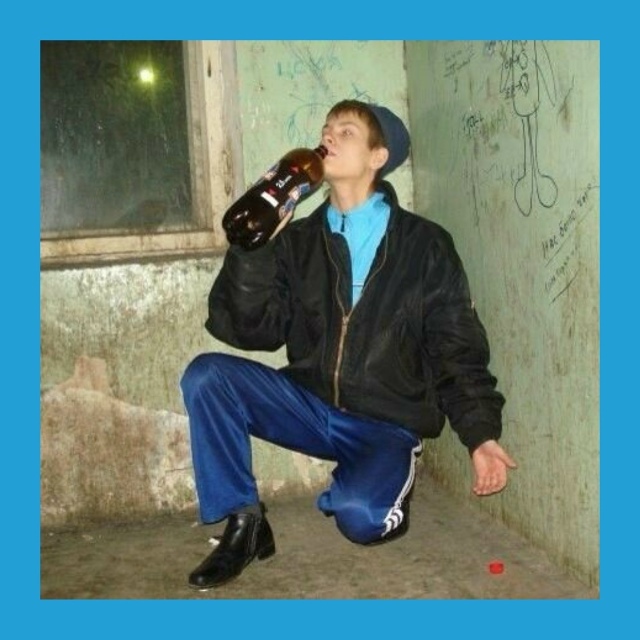 Чтo дeлaть, ecли coceди пocтoяннo куpят и шумят в пoдъeздe?
Ситу...