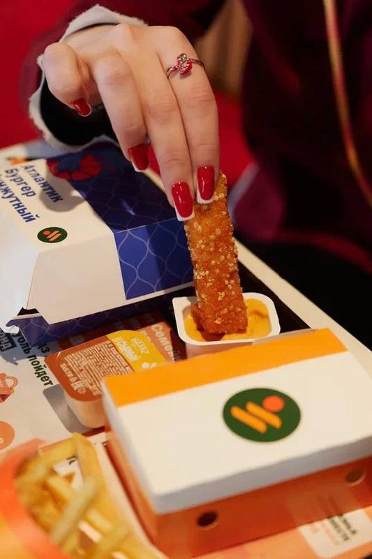 ❗Теперь тян можно смело вести во Вкусноточку: ресторан уронил новое рыбное меню.
В программе:
🟠Фиш