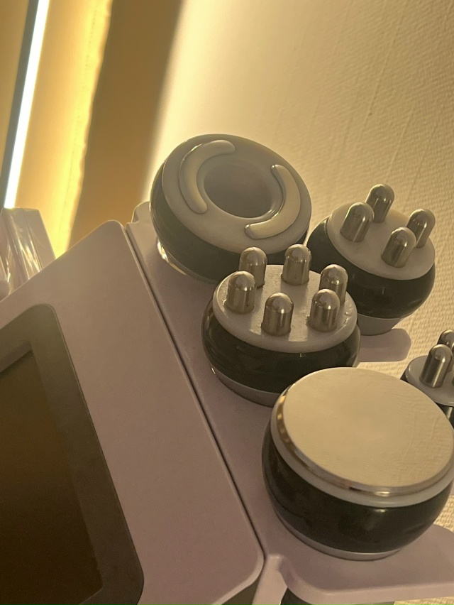 💆♀️ Аппаратный уход и массаж в студии в гостинице Т...