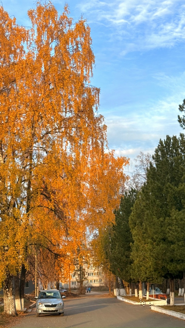 ?И с каждой осенью я расцветаю вновь;
Здоровью моему п...