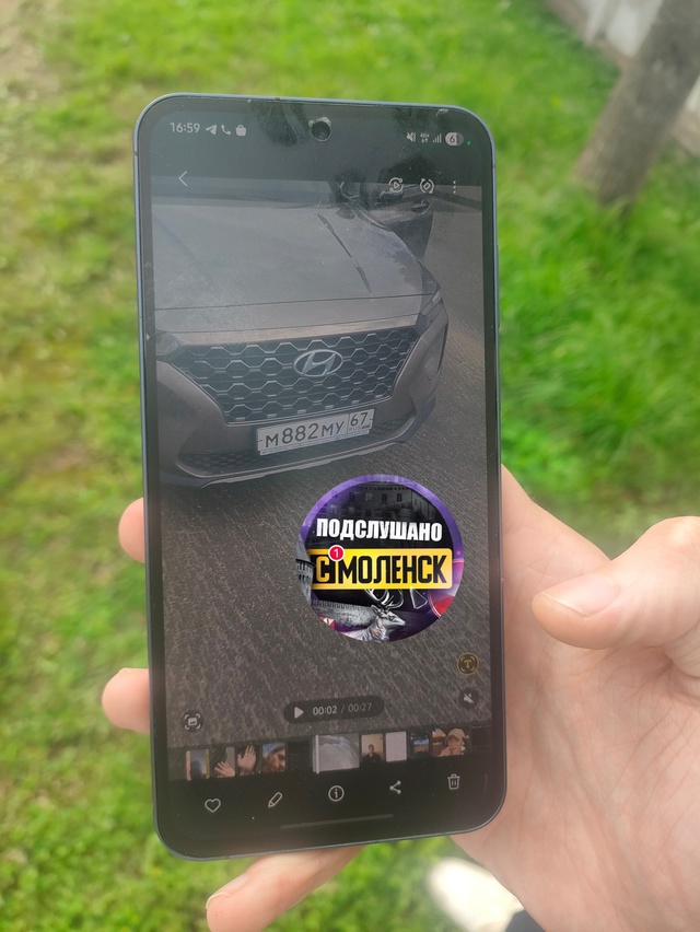 В Смоленске на улице Николаева водитель Hyundai разбил ст?...