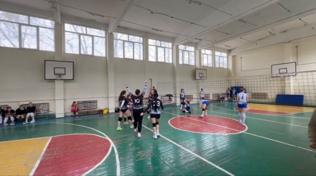 Вольчанки прошли в полуфинал турнира по волейболу!🔥
8...