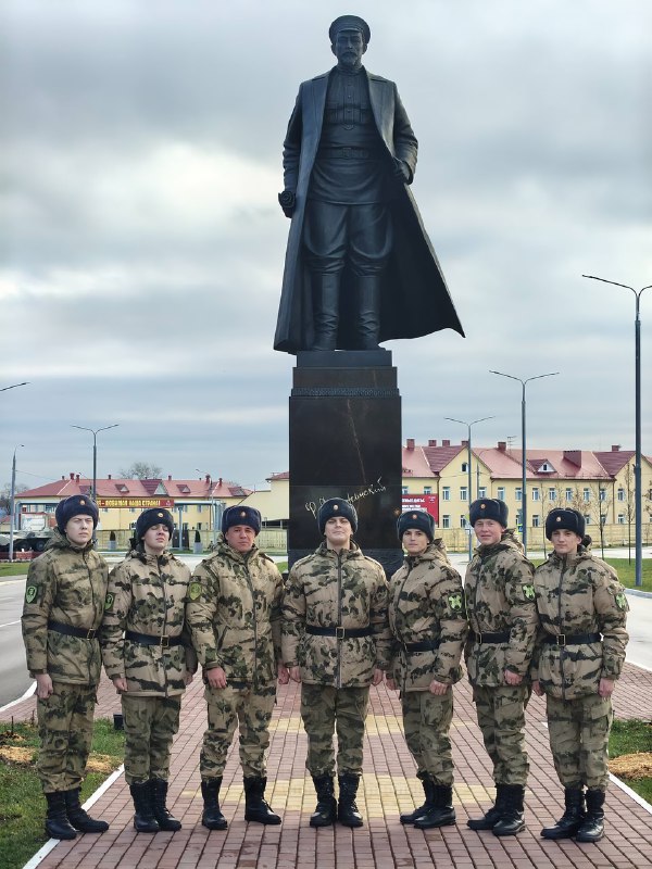 Рэпер Макан опять не пришёл в военкомат Сегодня Андрея Косолапова (настоящее имя рэпера Macan) ждал