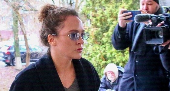 Скандал вокруг Аглаи Тарасовой продолжает набирает об...