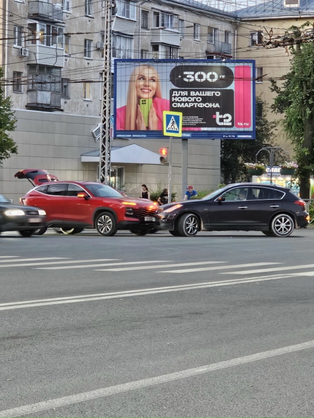 ищу свидетелей данного дтп , желательно с регистраторо...