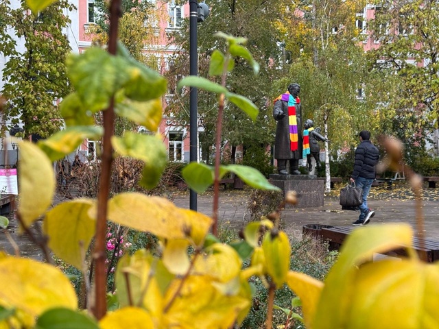 Маршак собрался на МАРШАК.
Невероятно красивые фото о?...