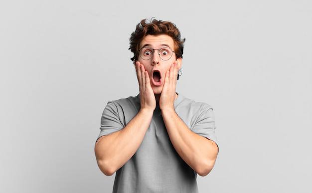 моя честная реакция на то, что 1 марта уже не +20 градусов: