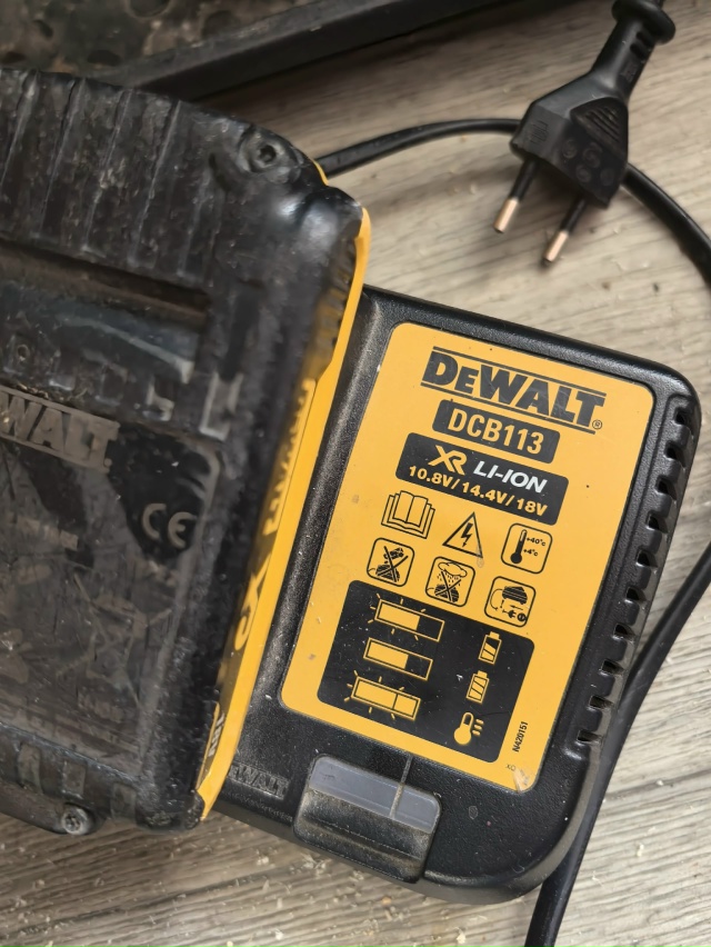 С 28 ноября по 1 декабря в СНТ УМПО 28 Калининского района...