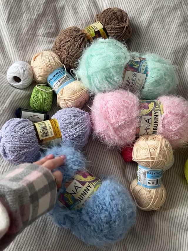 Решила попробовать связать лабубу, позже выложу резул?...