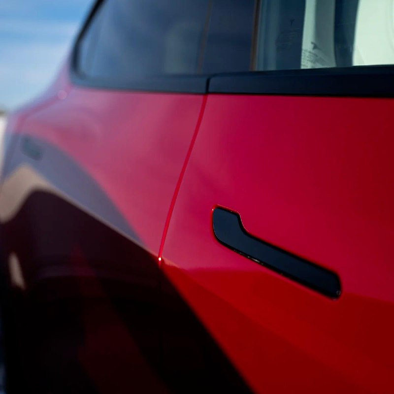 Китай первым в мире запретил выдвижные дверные ручки в автомобилях.
С 1 января 2027 года все новые