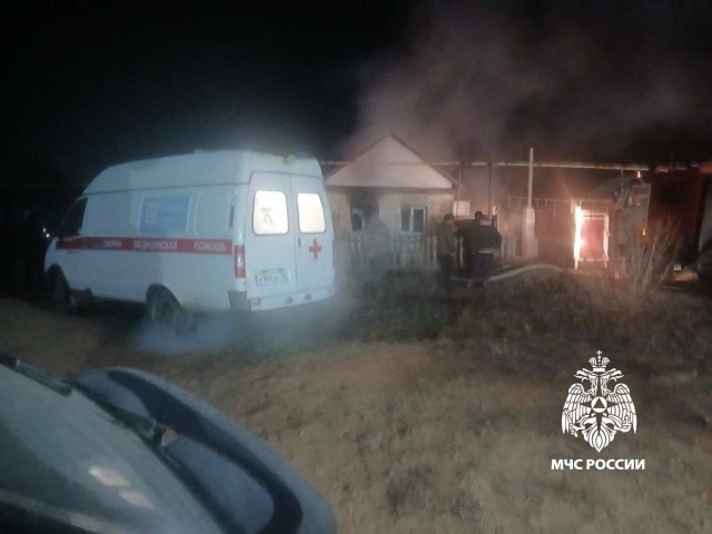 🔥 В Новоорске произошел страшный пожар в жилом доме —...