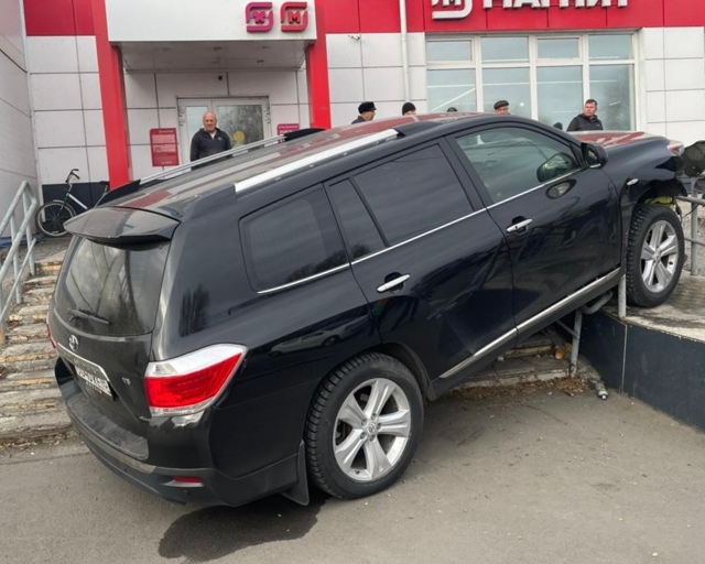 🚨В Половинском округе два ребенка пострадали в резул?...