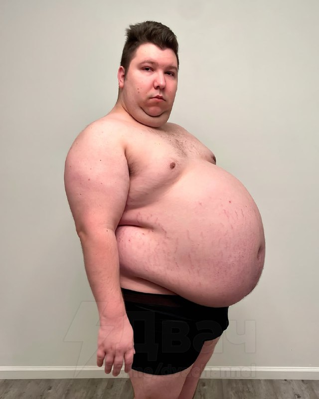 Внимание: Никакадо Авакадо больше не пидорас.
Фуд-блогер Николас Перри (его настоящее имя) к 35 год