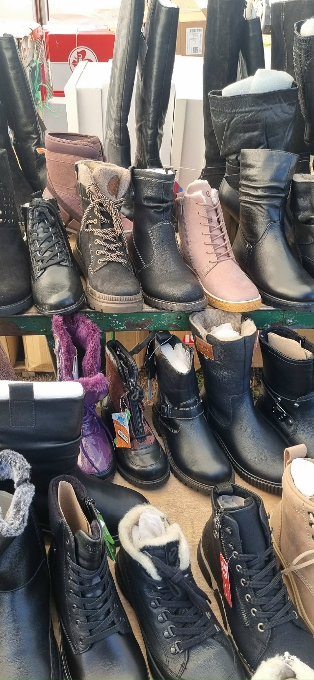 11 октября, в субботу, НА РЫНКЕ будет продолжена Продажа...