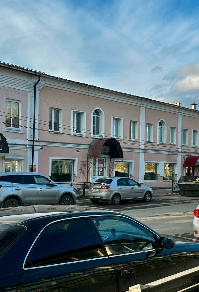 Ну, как по мне, с новыми окнами вид стал гораздо лучше. С...