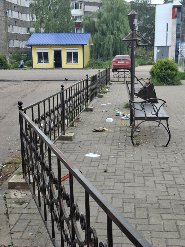 Городская среда! Глаз отдыхает! Когда была чистая,зелё?...